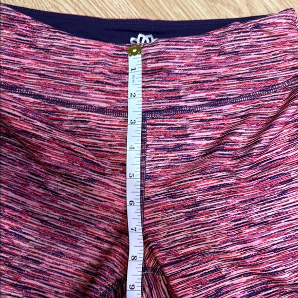 Maurices Pink and Purple Capris with Stretchy Athletic Fabric - Picture 9 of 12